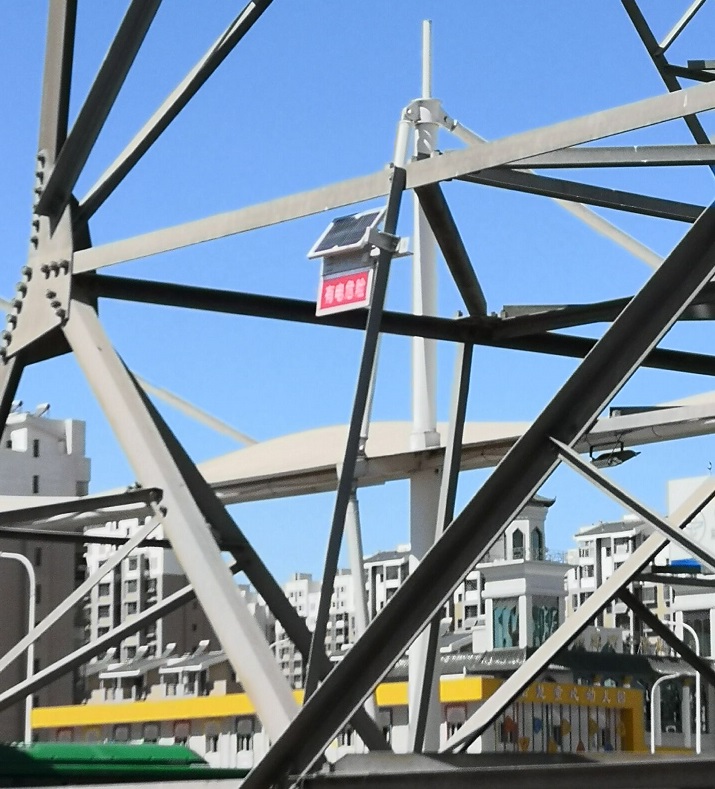 防外破警示牌，提醒靠近物體離開(kāi)危險(xiǎn)區(qū)域